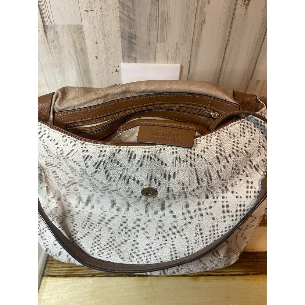 Michael Kors Handbag With Tassel Cream/Brown Gold Hardware PVC Body With Leather - Picture 5 of 7